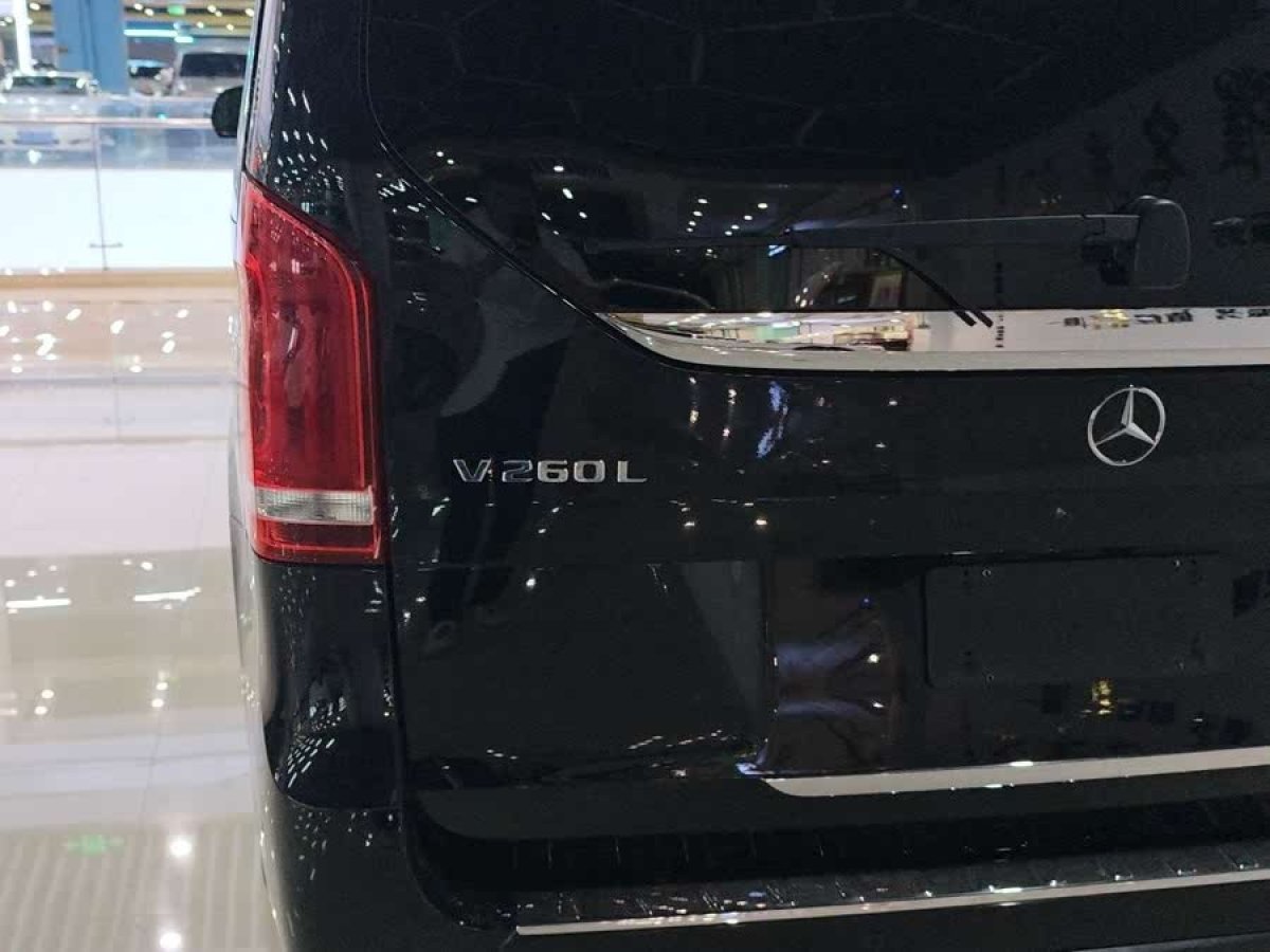 奔馳 V級  2021款 V 260 L 長軸距尊貴版圖片
