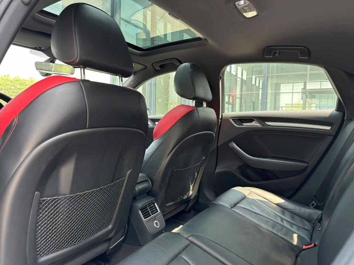 奧迪 奧迪S3  2019款 S3 2.0T Limousine圖片