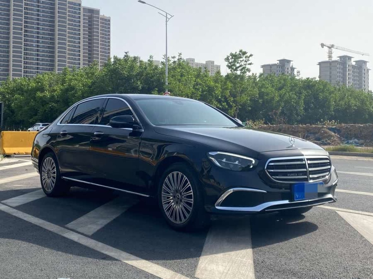 奔馳 奔馳E級(jí)  2021款 改款 E 300 L 時(shí)尚型圖片