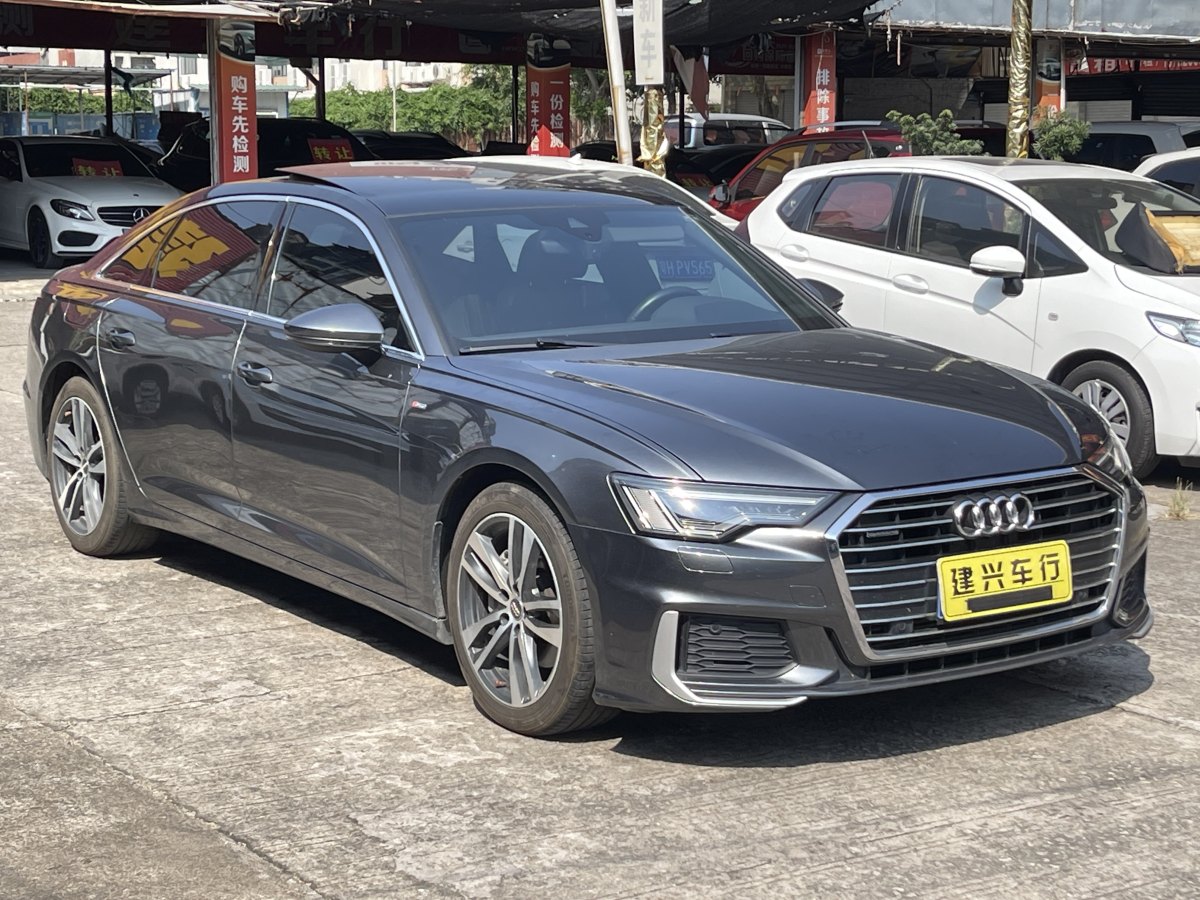 奥迪 奥迪A6L  2019款 45 TFSI 臻选动感型图片