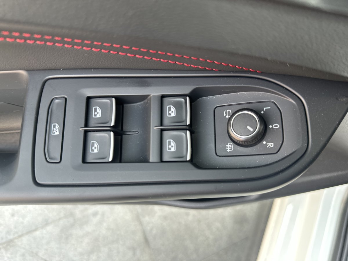 大眾 高爾夫GTI  2021款 改款 380TSI DSG GTI圖片