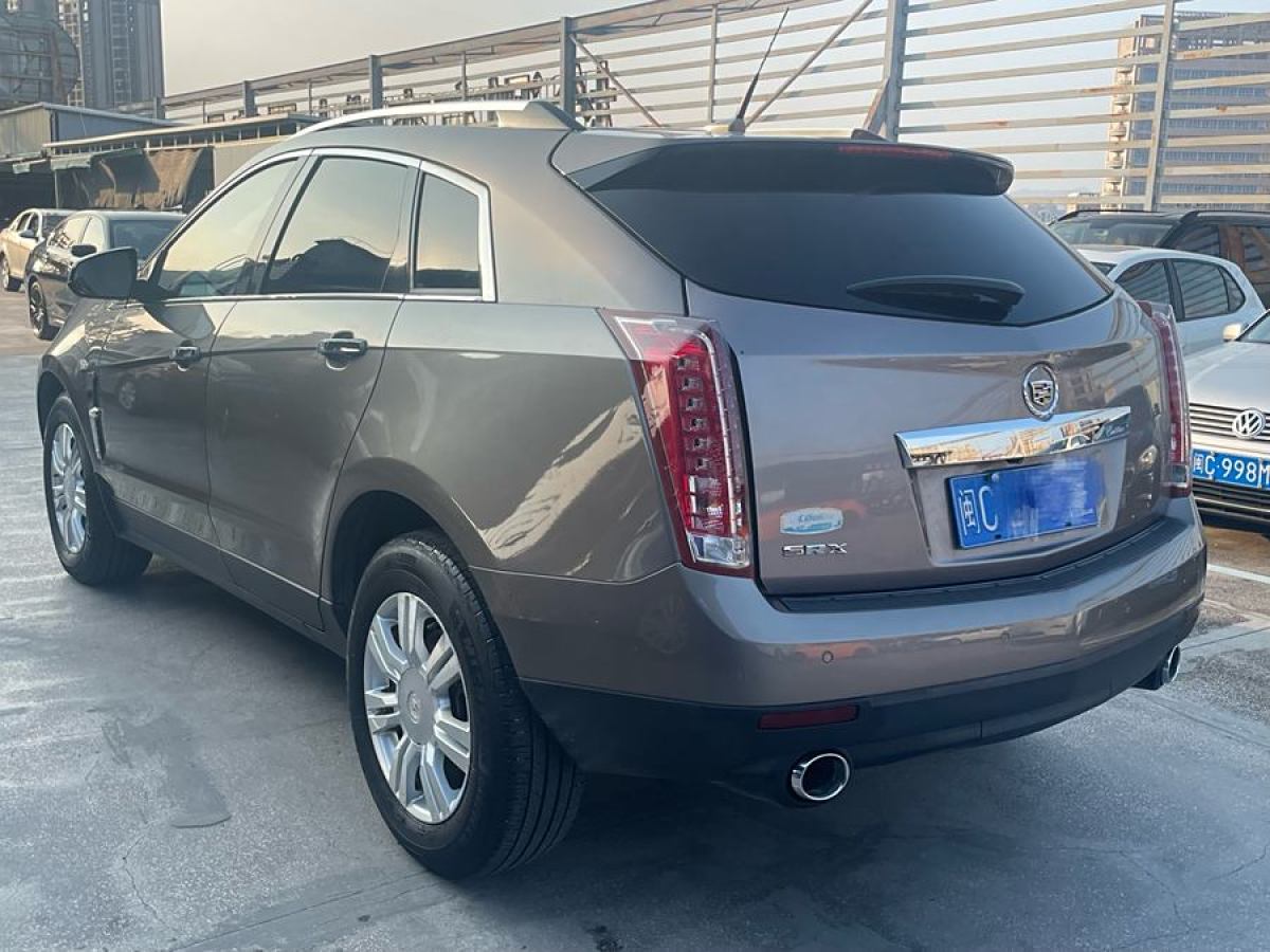 凱迪拉克 SRX  2012款 3.0L 精英型圖片