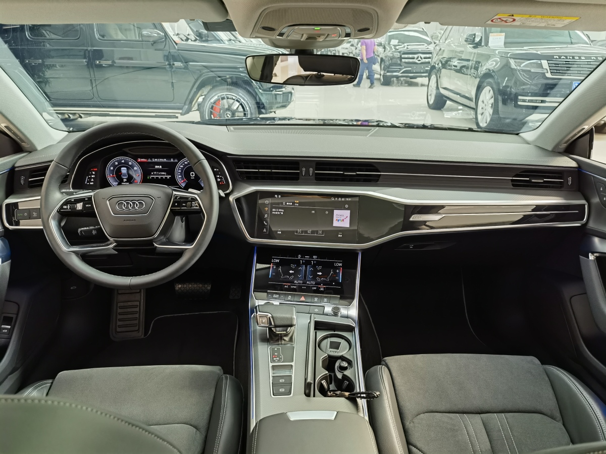 奧迪 奧迪A7L  2024款 45TFSI S-line 筑夢(mèng)型 流晶套裝圖片