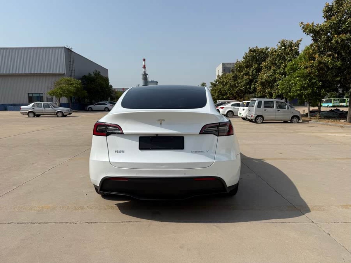 特斯拉 Model Y  2022款 改款 后輪驅(qū)動版圖片