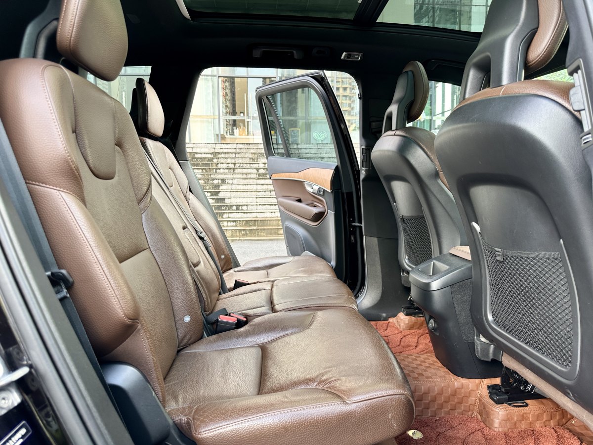 2020年9月沃爾沃 XC90  2021款 B5 智行豪華版 5座