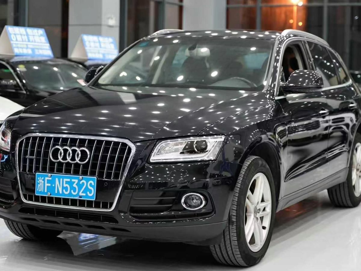 奧迪 奧迪Q5  2017款 Q5 2.0T FSI Premium Plus 美規(guī)版圖片