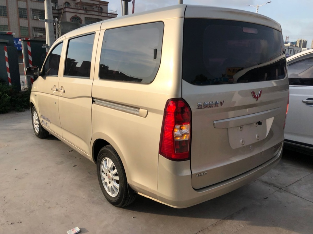 廣東二手車 茂名二手車報價 二手面包車 二手五菱 二手五菱榮光v 詳情