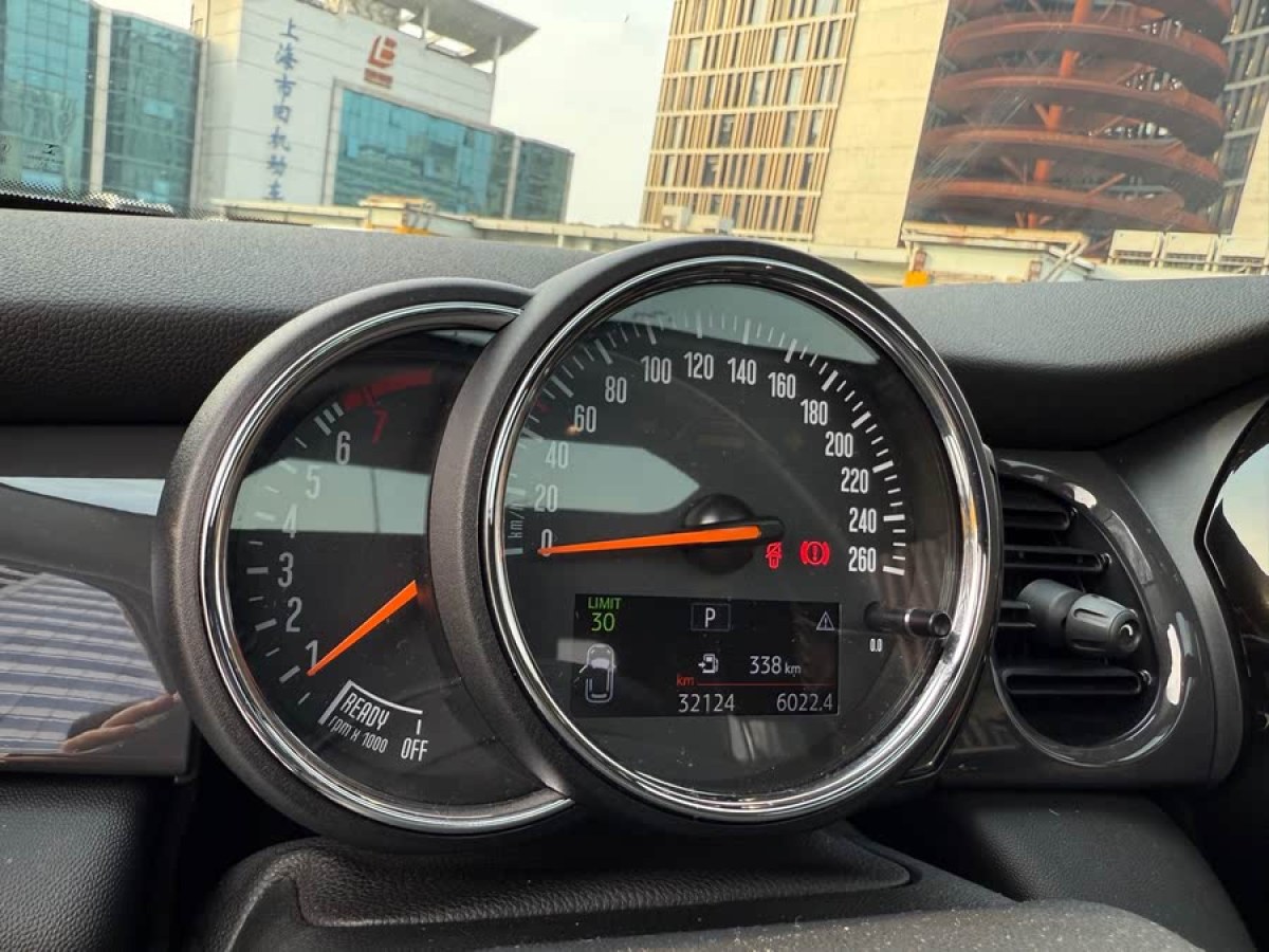 MINI MINI  2022款 改款 1.5T ONE 五門版PLUS圖片