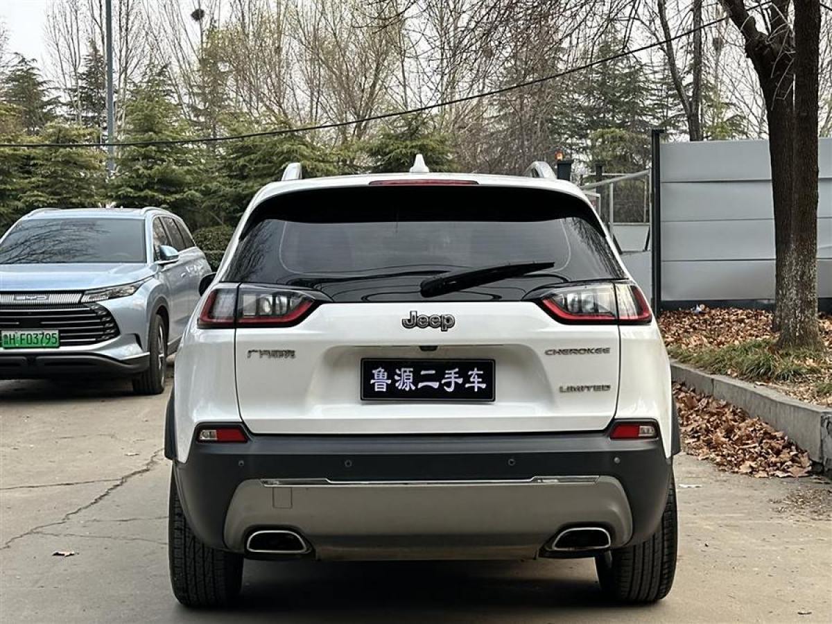 Jeep 自由光  2019款 2.0T 兩驅(qū)智享版 國VI圖片