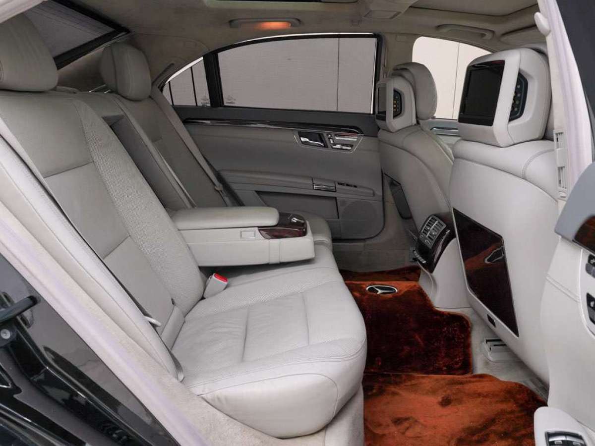 奔驰 奔驰S级  2011款 S 500 L CGI 4MATIC图片