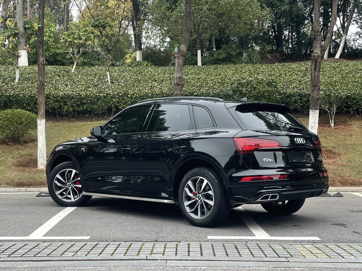 奧迪 奧迪Q5L  2024款 40 TFSI 豪華動感型圖片