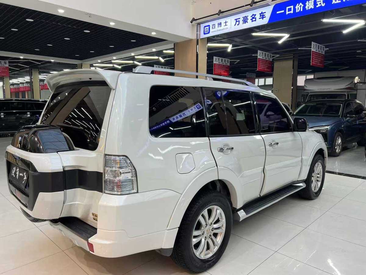 三菱 帕杰羅  2007款 3.8 五門GLS 旗艦天窗版圖片