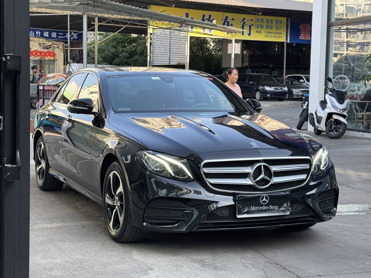 奔馳 奔馳E級  2018款 改款 E 200 L 運動型 4MATIC圖片