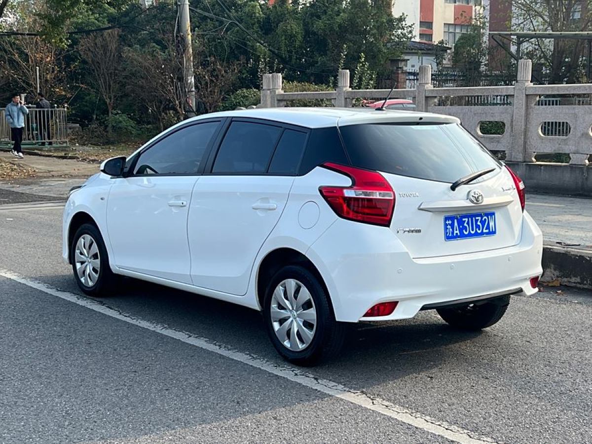 豐田 YARiS L 致炫  2022款 1.5L CVT領(lǐng)先PLUS版圖片