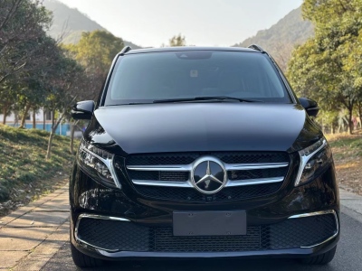 2023年4月 奔馳 V級 V 260 L 長軸距尊貴版圖片