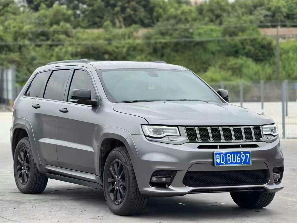 Jeep 大切諾基  2014款 3.6L 精英導(dǎo)航版圖片