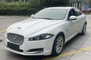 XF 捷豹 XF 2.0T 奢华版