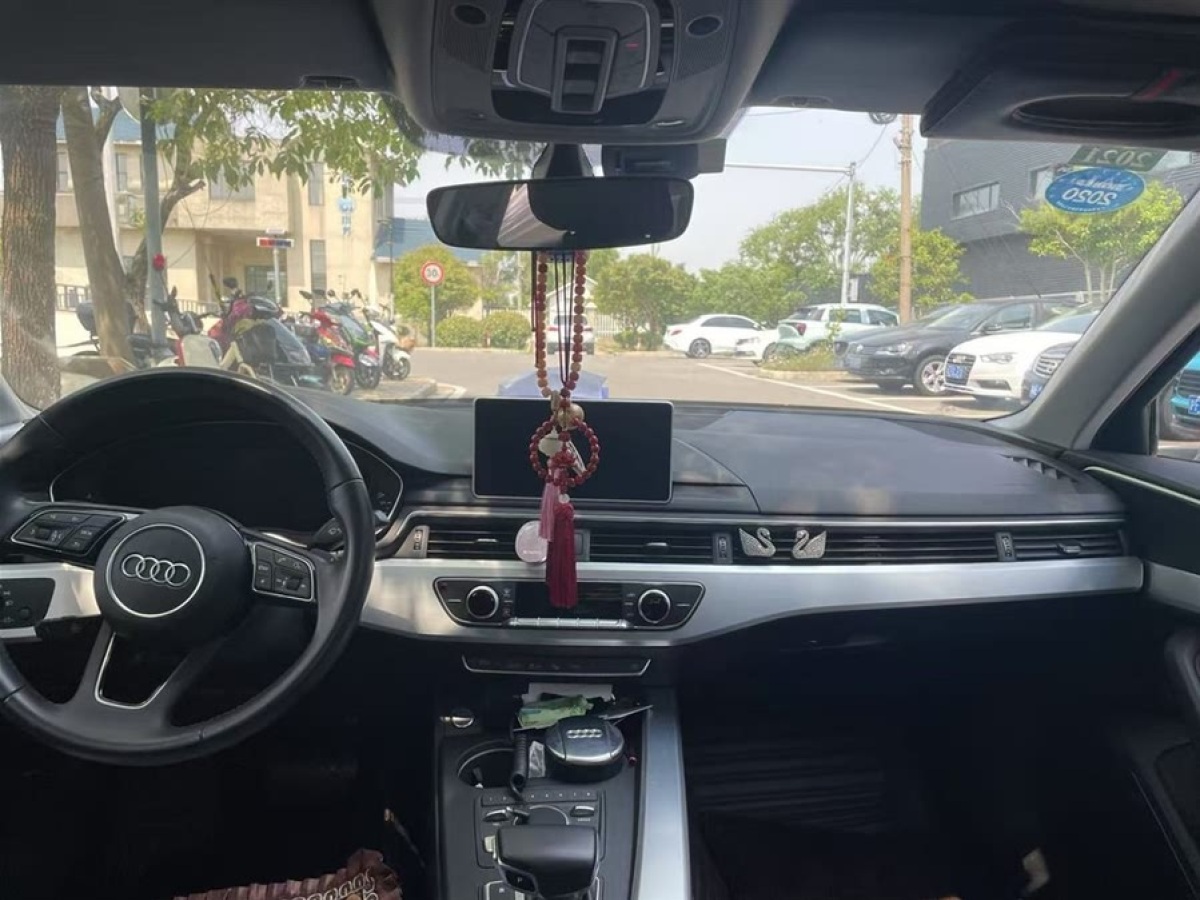 奧迪 奧迪A4L  2019款 40 TFSI 時(shí)尚型 國(guó)VI圖片