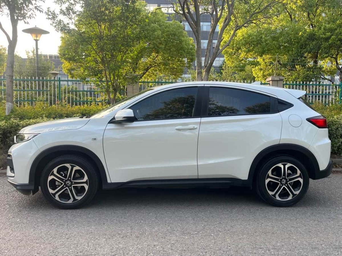 本田 XR-V  2021款 1.5L CVT經(jīng)典版圖片