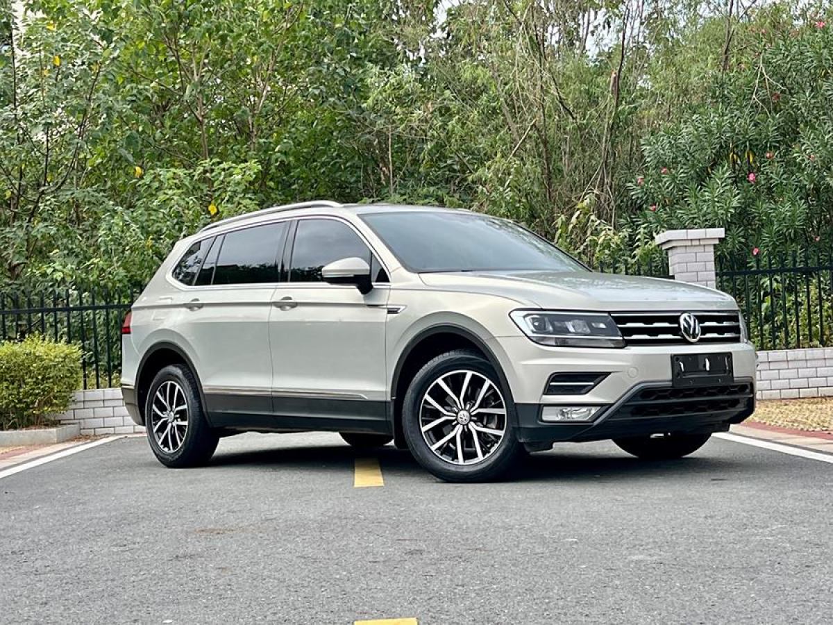 大眾 途觀L  2017款 330TSI 自動兩驅(qū)舒適版圖片