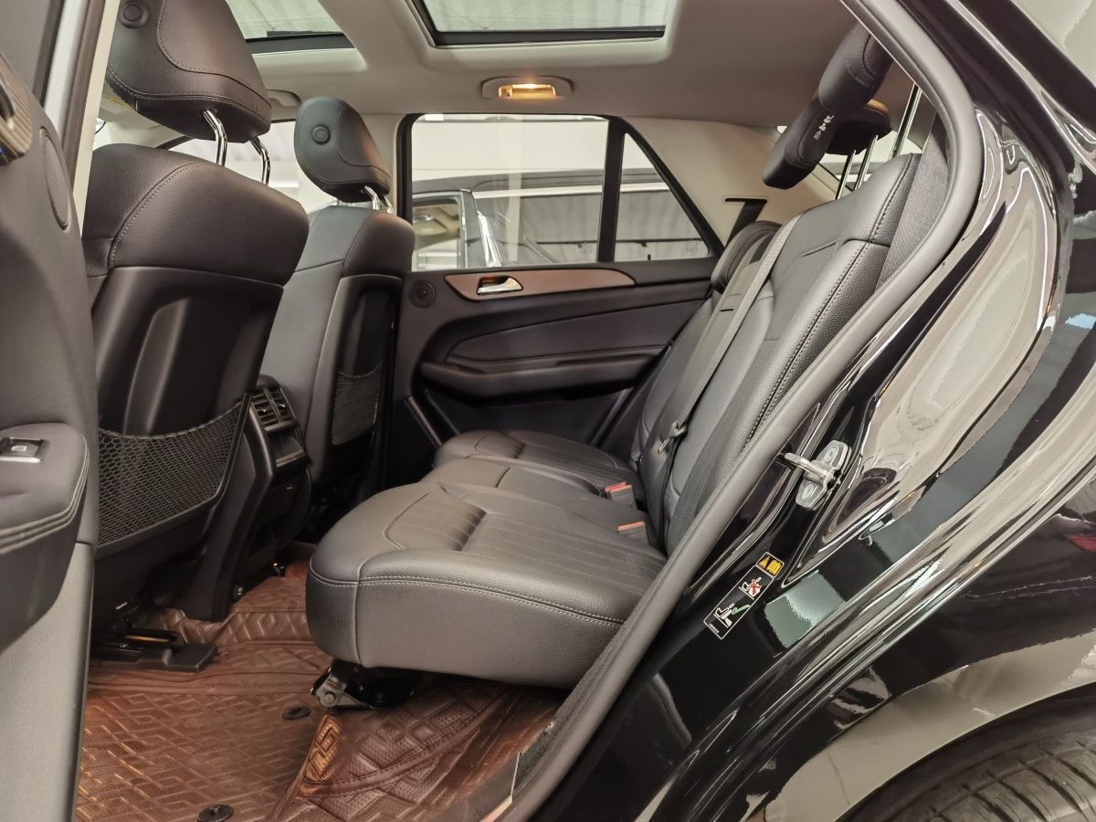 奔馳 奔馳GLE  2018款 GLE 320 4MATIC 動(dòng)感型臻藏版圖片