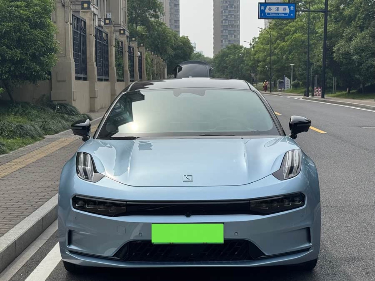 極氪 極氪001  2021款 超長續(xù)航雙電機(jī) YOU版圖片