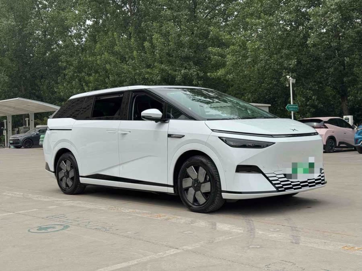 小鵬 小鵬X9  2024款 702超長(zhǎng)續(xù)航Max圖片