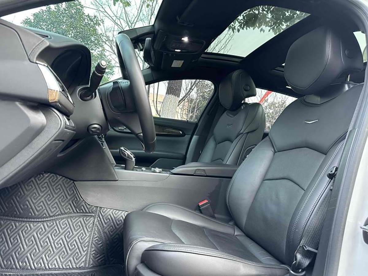 凱迪拉克 CT6  2023款 28T 豪華型圖片