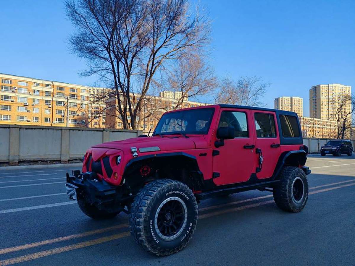 Jeep 牧馬人  2011款 3.8L Sahara 四門版圖片