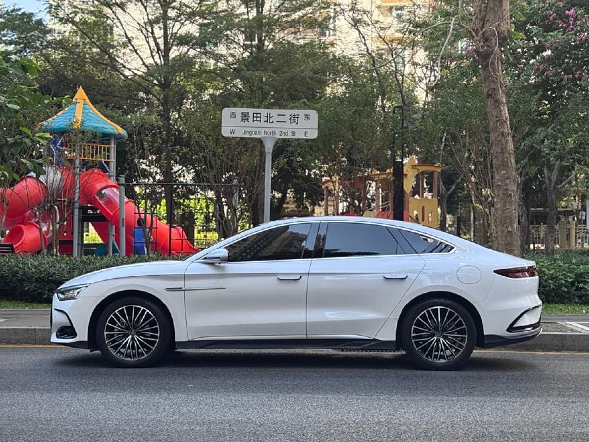 比亞迪 漢  2022款 DM-i 121KM 領(lǐng)航型圖片