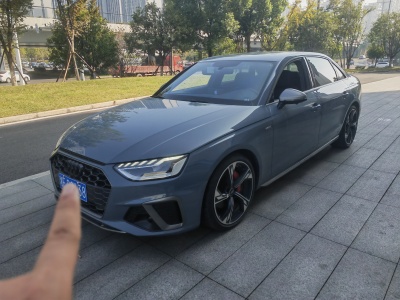 2022年9月 奥迪 奥迪A4L 40 TFSI quattro RS套件燃速型图片