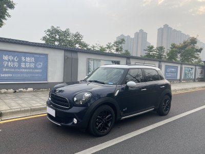 2016年8月 MINI COUNTRYMAN 1.6T COOPER ALL4 Fun装备控图片