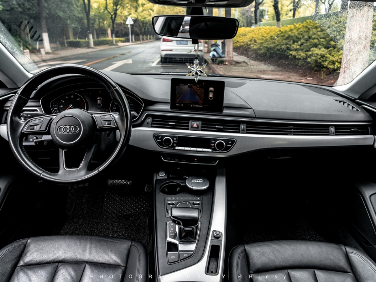 奧迪 奧迪A5  2019款 Sportback 40 TFSI 時(shí)尚型圖片