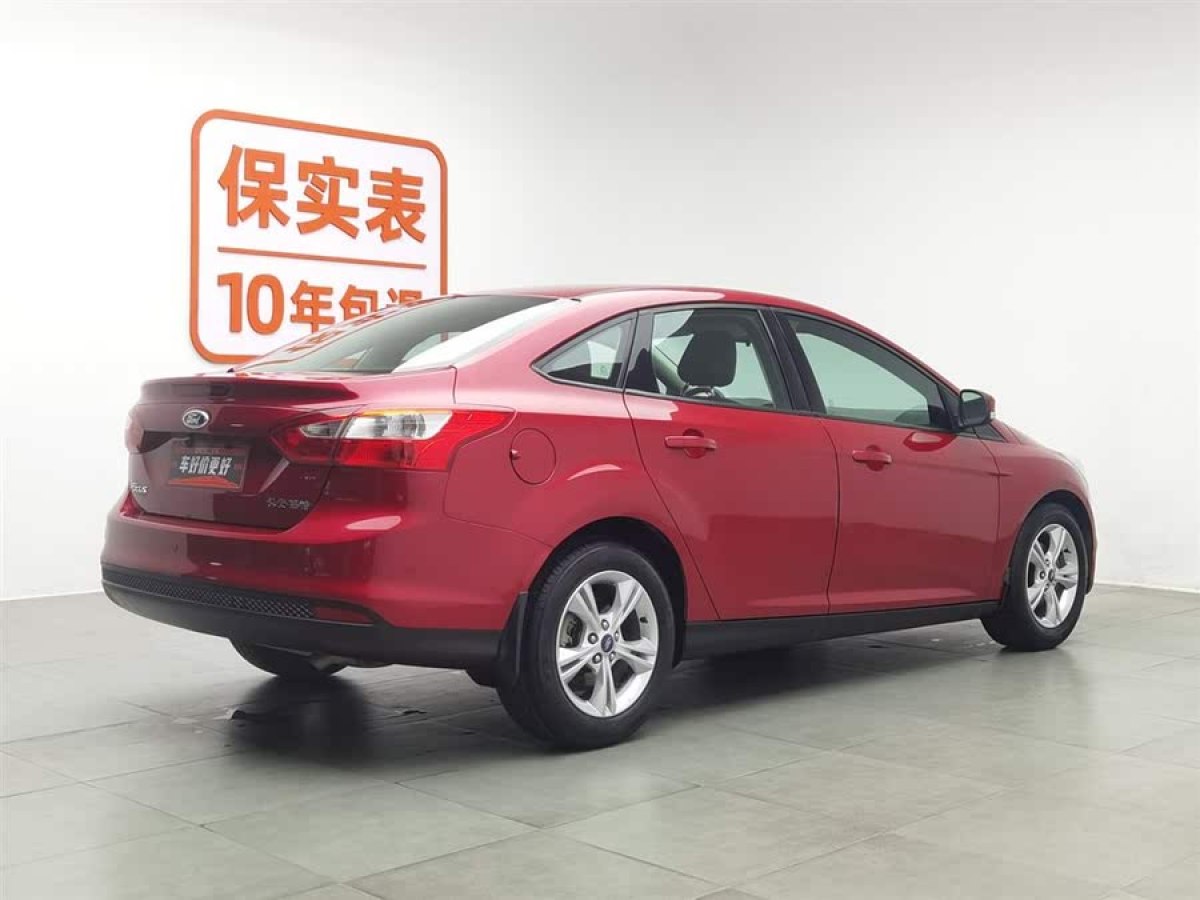 福特 福克斯  2012款 三廂 1.6L 手動風(fēng)尚型圖片