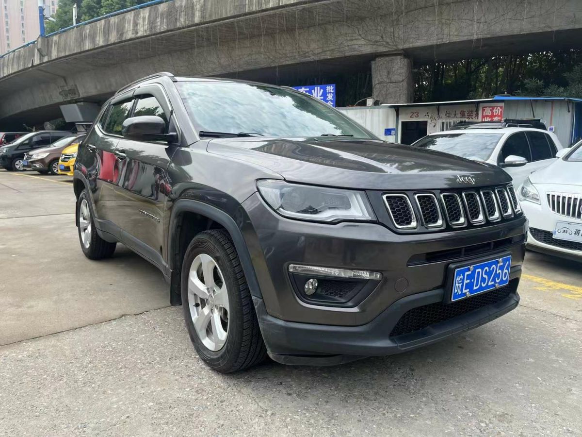 Jeep 指南者  2017款 200T 手動(dòng)勁享版圖片