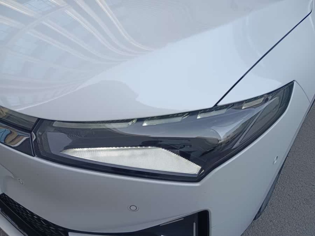 小鵬 小鵬P5  2022款 550E圖片