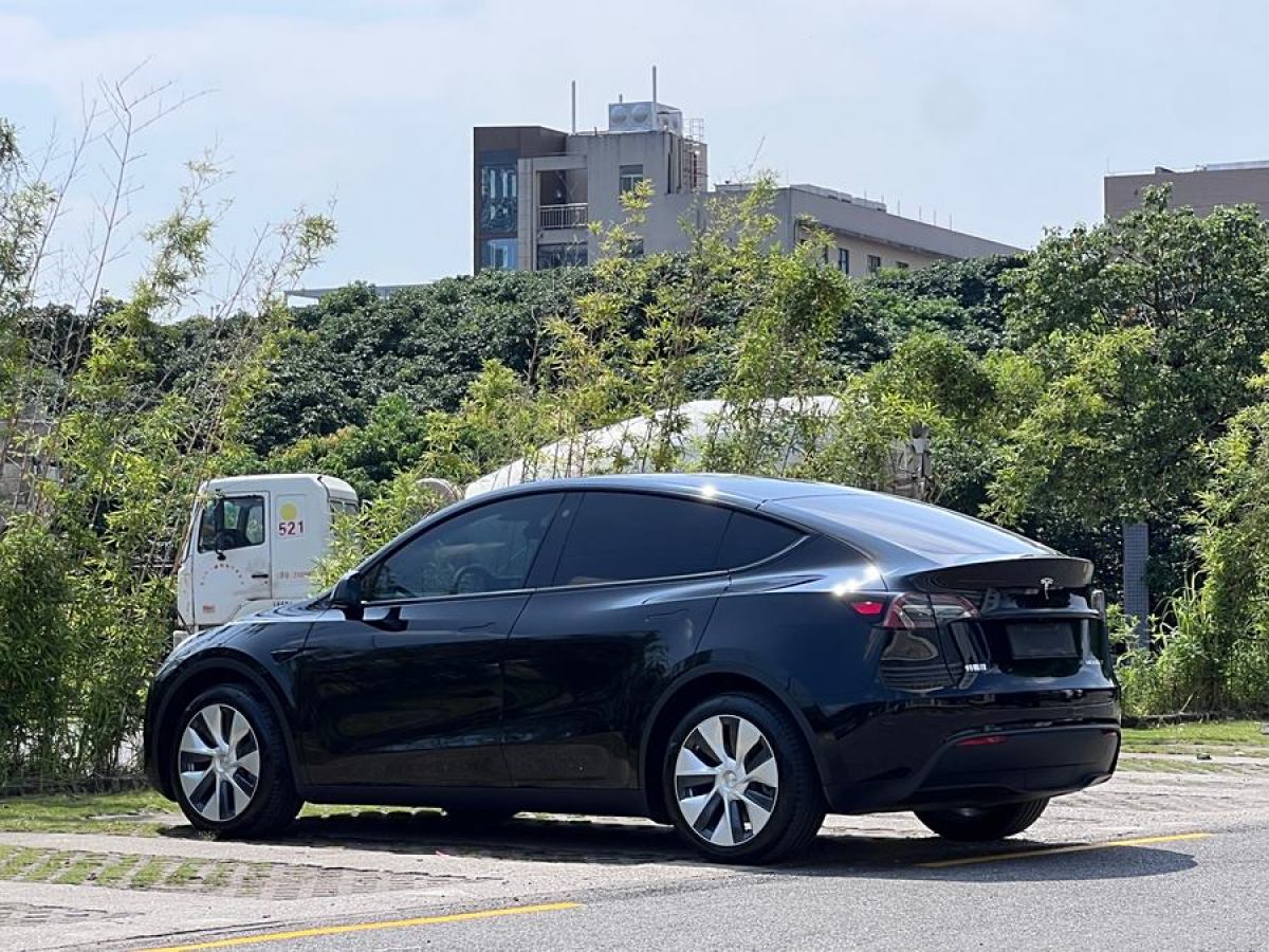 2022年8月特斯拉 Model Y  2022款 后輪驅動版