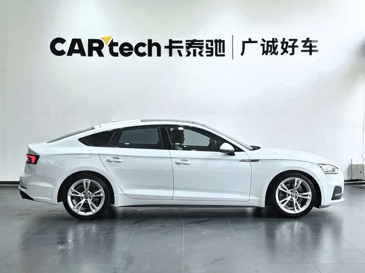 奧迪 奧迪A5  2019款 Sportback 40 TFSI 時(shí)尚型圖片