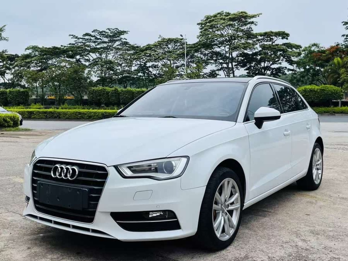 奧迪 奧迪A3  2016款 Sportback 35 TFSI 領(lǐng)英型圖片