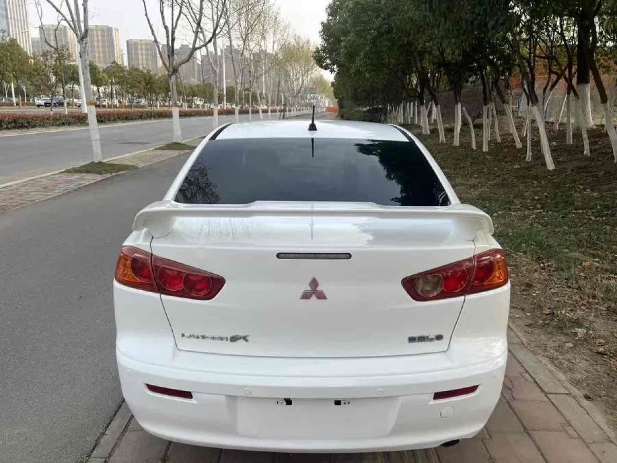 三菱 翼神  2013款 時(shí)尚版 1.8L CVT舒適型圖片