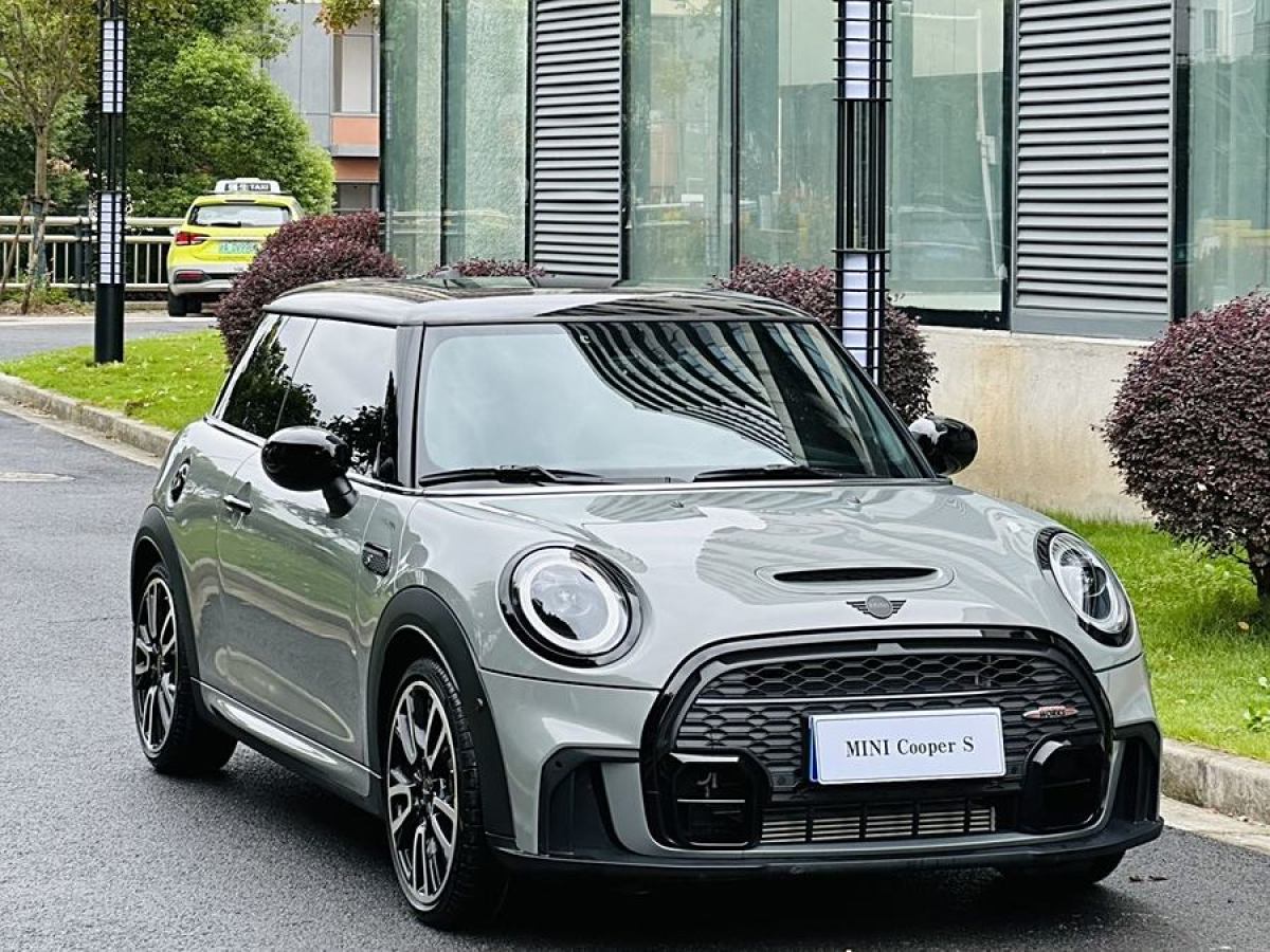 2022年9月MINI MINI  2023款 2.0T COOPER S 賽車手