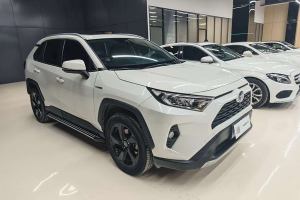 RAV4榮放 豐田 雙擎 2.5L E-CVT四驅精英Plus版