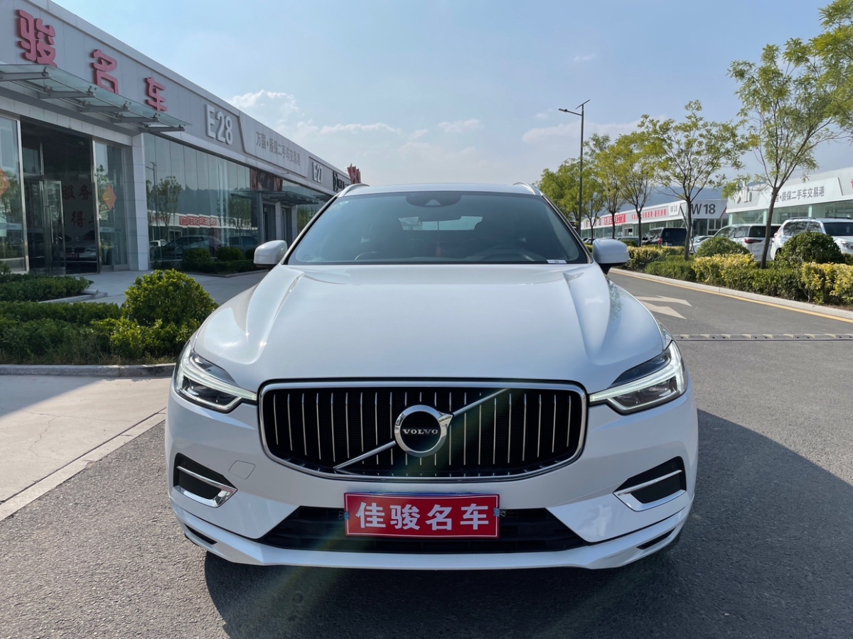 沃爾沃 XC60  2021款 T5 四驅(qū)智逸豪華版圖片