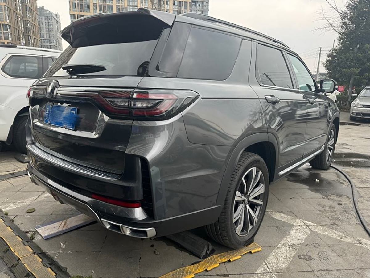 長(zhǎng)安 CS95  2023款 2.0T 兩驅(qū)豪華型PLUS圖片