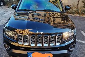 指南者 Jeep 改款 2.0L 兩驅(qū)精英版