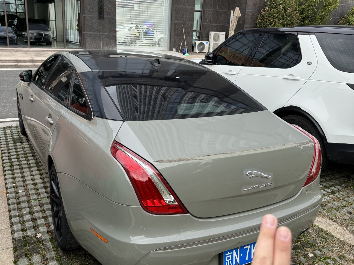 2014年9月捷豹 XJ  2014款 XJL 3.0 SC 四驅(qū)全景商務(wù)版