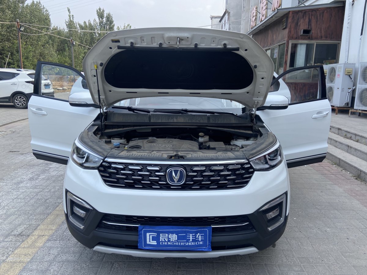 2019年6月長(zhǎng)安 CS55  2018款 1.5T 手動(dòng)炫色型