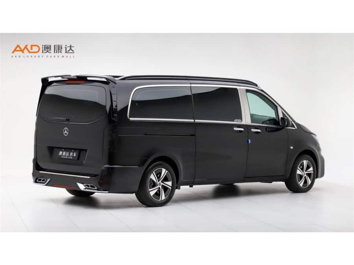 奔馳 威霆  2024款 2.0T 商務(wù)版 7座圖片