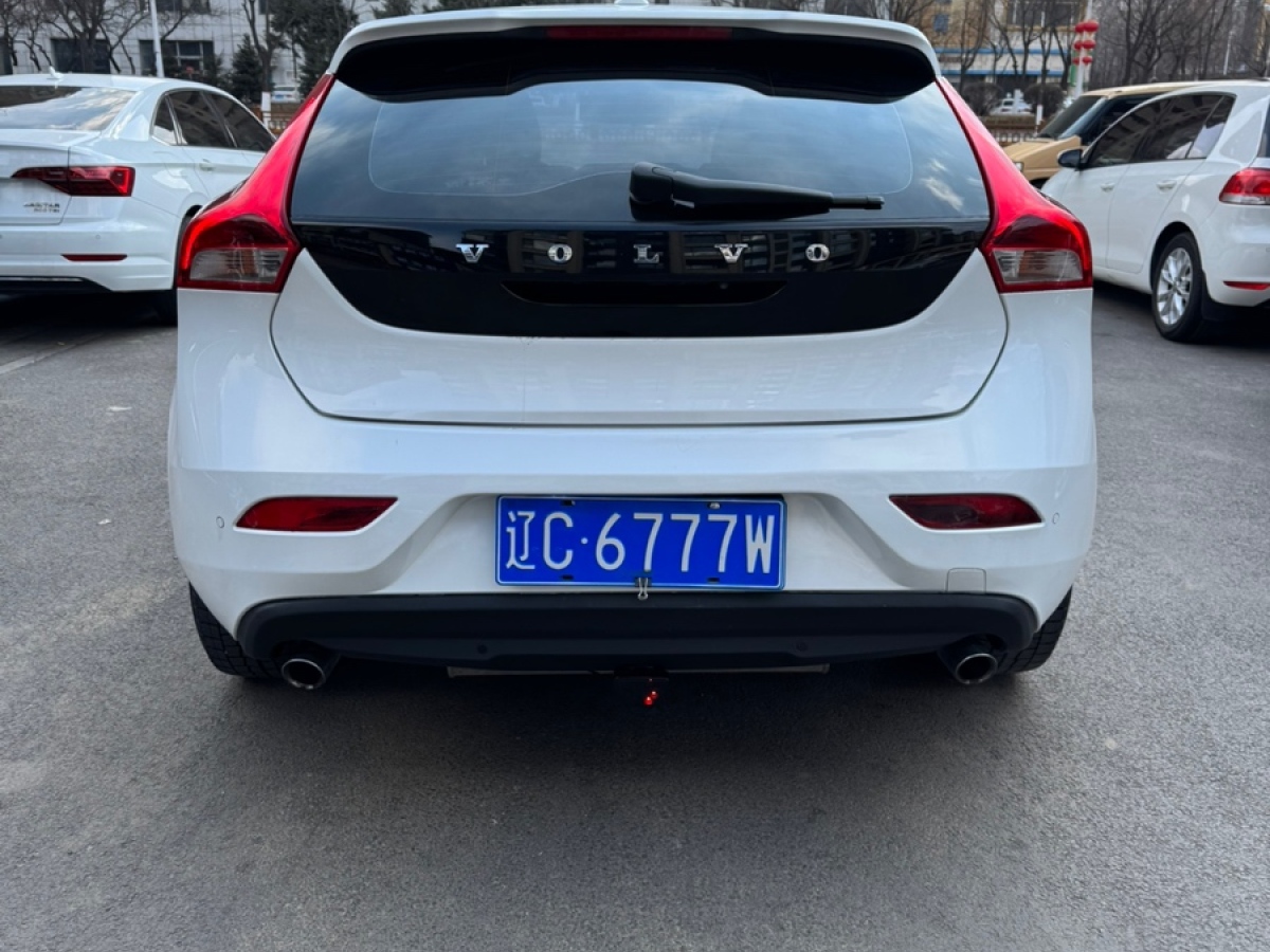 沃爾沃 V40  2017款 T3 智尚版圖片