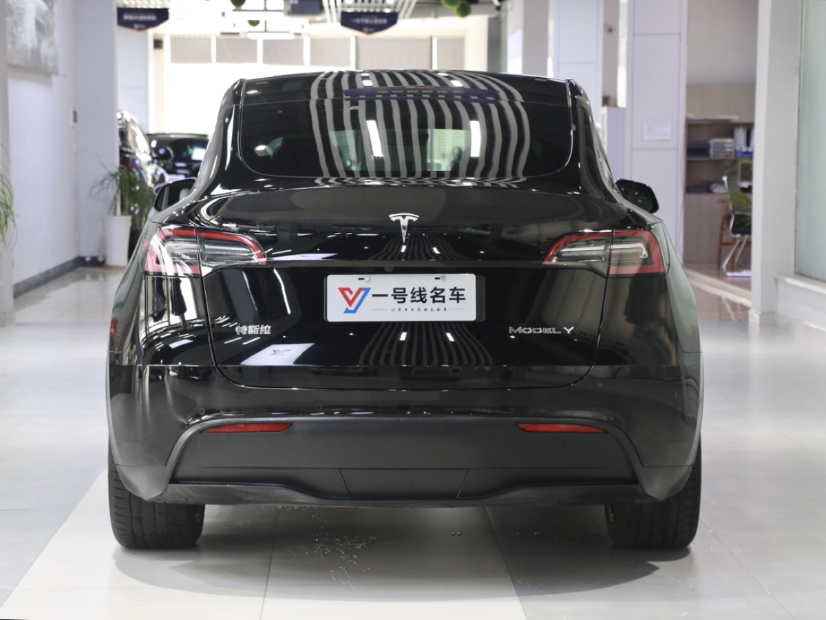 特斯拉 Model 3  2022款 后驅(qū)版圖片